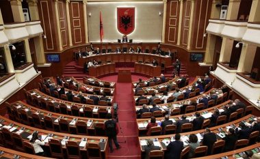 Kuvendi i Shqipërisë voton sot rezolutën për dënimin e gjenocidit në Srebrenicë