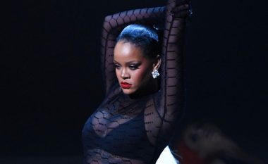 Rihanna publikon trailerin e tretë vjetor të “Savage X Fenty Show”