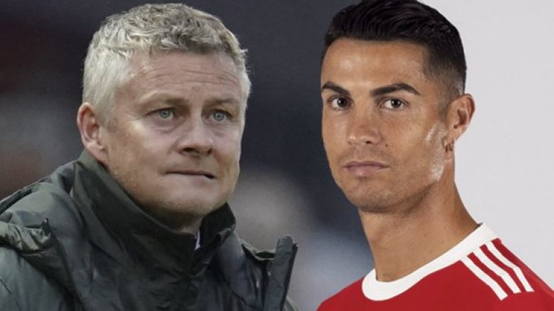 Ronaldo nuk ‘pajtohet’ me Solskjaerin për pozitën se ku do të luajë te Unitedi