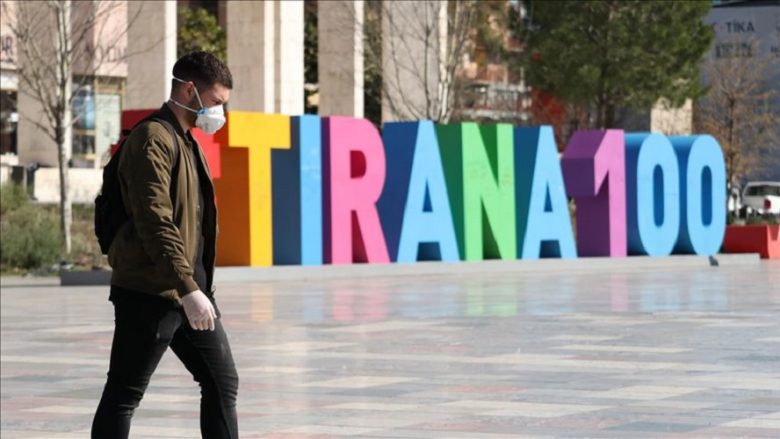 Shqipëria, i vetmi vend evropian ku ekonomia pëson rënie por shpenzimet e familjeve rriten