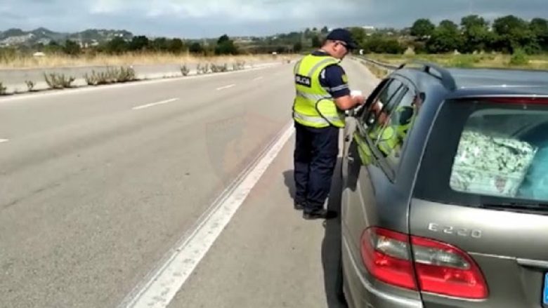 Pa patentë e të dehur, arrestohen 9 shoferë në Shqipëri