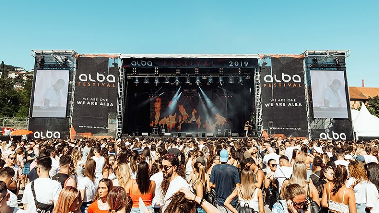“Alba Festival” vjen me një reagim pas anulimit të festivalit: Ende vazhdojmë të jemi të befasuar, duke marrë një shkrim 48 orë para nisjes