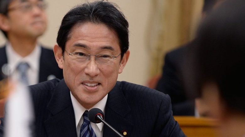 Fumio Kishida fiton garën për t’u bërë kryeministri i ardhshëm i Japonisë