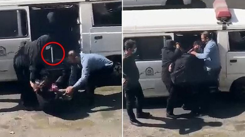 Lëre që e tërhiqnin zvarrë dhe ia shkulnin flokët, policët iranian përdorën edhe shufër për kapjen e qenve për ta arrestuar një grua