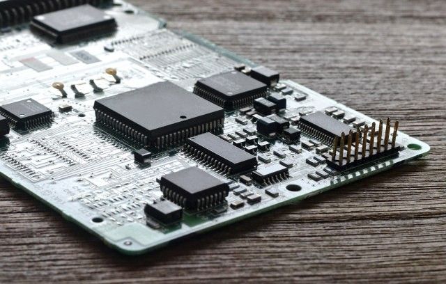 Intel believes the shortage of processors and graphics cards will last