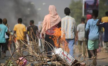 Disa të vrarë dhe të tjerë të plagosur në protestat kundër puçit në Sudan