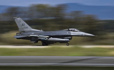 Erdogan thotë se Turqia është në bisedime me SHBA-në për shitjen e avionëve luftarakë F-16