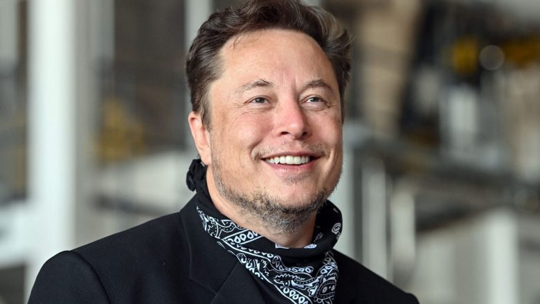 Rutina e mëngjesit të Elon Musk – dhe këshilla e tij kryesore për produktivitet