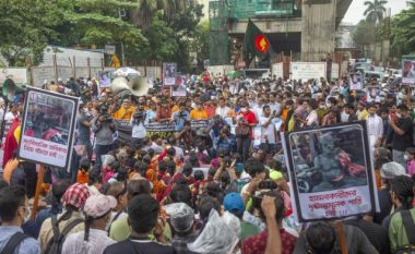Arrestohen 450 persona në Bangladesh
