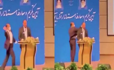 Gjatë inaugurimit të guvernatorit iranian, një burrë i afrohet nga pas dhe e godet shuplakë në fytyrë – reagon sigurimi