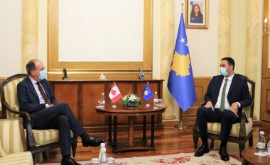 Kryeparlamentari Konjufca dhe ambasadori i Kanadasë flasin për projekte të ndryshme zhvillimore