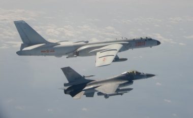 Kina dërgon 38 aeroplanë mbi zonën e mbrojtjes së Tajvanit
