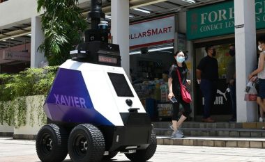 Në Singapor robotët do të kryejnë punën e policisë, rrugëve do të patrullojnë për të identifikuar shkelësit e mundshëm të ligjit