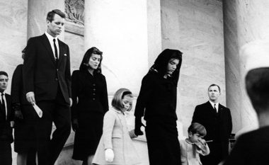 Biden vonon hapjen e dokumenteve sekrete të vrasjes së John Kennedyt