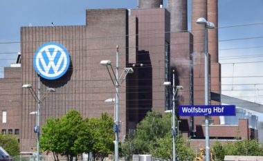 Volkswagen do të prodhojë sivjet të njëjtin numër veturash si në vitin 1958