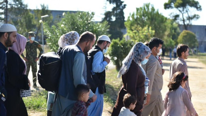 Afganët në Shqipëri, 174 shtetas të tjerë zhvendosen në Shëngjin