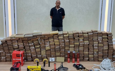 Policia në Dubai konfiskoi kokainë në vlerë prej 136 milionë dollarësh