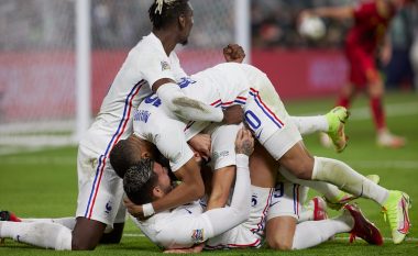 Franca bën rikthim sensacional ndaj Belgjikës në dramën e pesë golave, 'Gjelat' kalojnë në finale