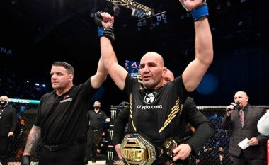 U bë kampion i UFC si 42-vjeçar, Teixeira: Kam ëndërruar për 20 vite, kurrë mos hiqni dorë