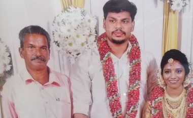 Burri vret gruan e tij në Indi duke ia vendosur kobrën në shtrat derisa ajo po flinte