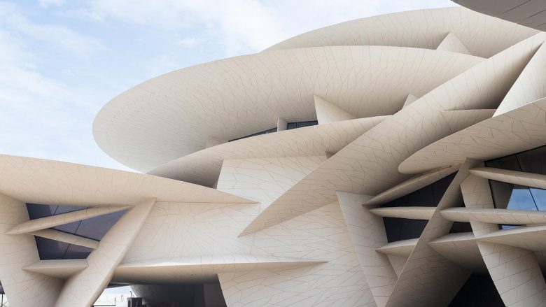 Si e frymëzojnë arkitekturën vendase traditat dhe kultura e Katarit?