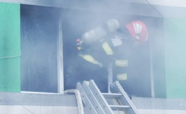 Nëntë të vdekur nga zjarri në një spital të pacientëve me COVID-19 në Rumani, pacientët tentonin të kërcenin nga dritaret