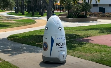 Njihuni me ‘robotin-oficer’ që patrullon rrugët në një qark të Los Angjeles