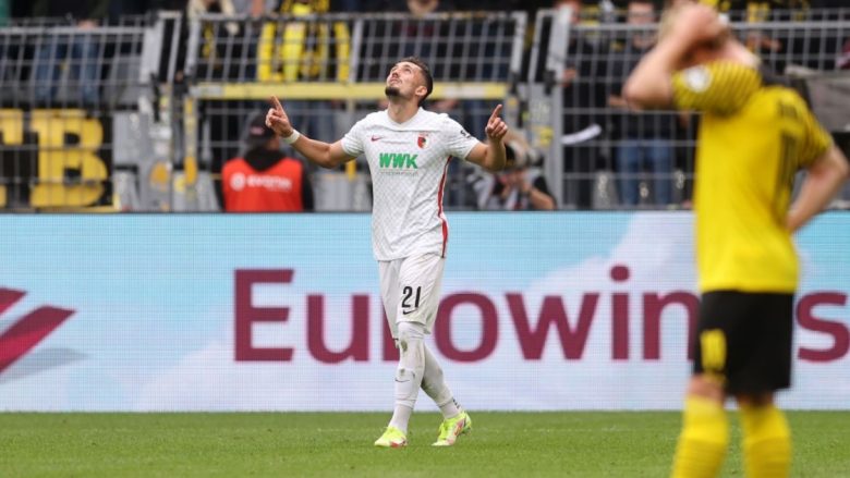 Notat e lojtarëve, Borussia Dortmund 2-1 Augsburg: Vlerësimi për Andi Zeqirin dhe të tjerët
