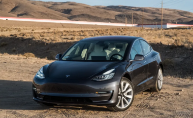 Tesla ka shitur më shumë se 241 mijë vetura në tremujorin e tretë të këtij viti