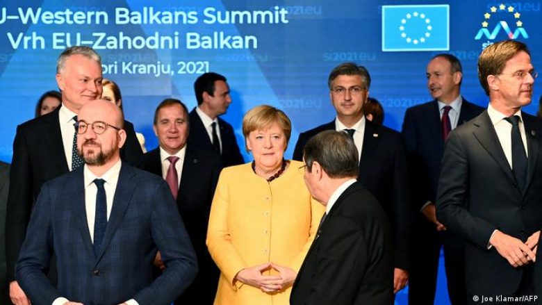 Nuk mbështetet 2030-a si vit pranimi i Ballkanit në BE