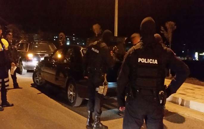 Policia e Krimeve Ekonomike me operacion në rajonin e Prishtinës, ka të arrestuar