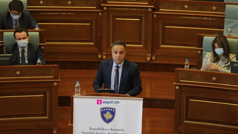 Selmanaj kërkon që Qeveria të rishqyrtojë vendimin për gazsjellësin: Po i dëmton rëndë interesat e Kosovës