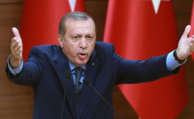 Erdogan dha urdhër: Turqia dëbon ambasadorin amerikan dhe nëntë të tjerë