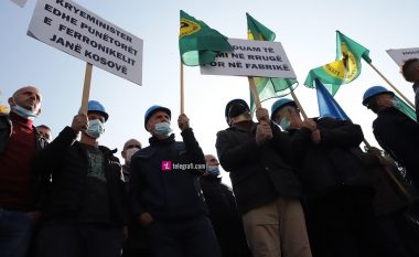 Sërish në protestë punëtorët e Ferronikelit
