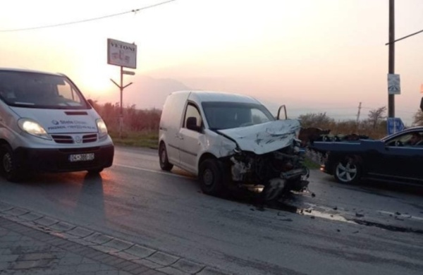 Aksident në rrugën Prizren-Suharekë, dy të lënduar