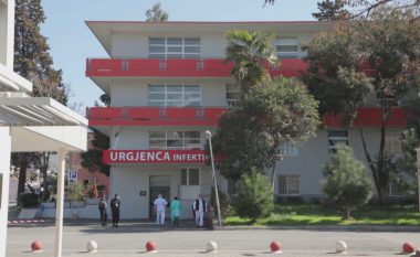 I kishte vjedhur paratë pacientit të vdekur, dënohet infermierja në Tiranë