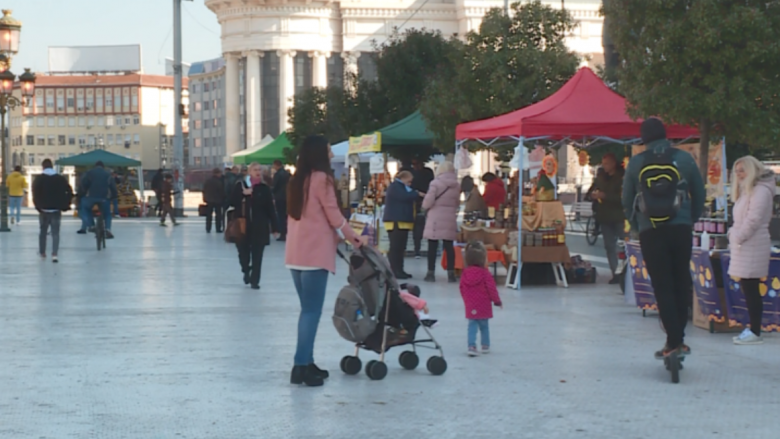 Në Shkup u mbajt panairi i tretë i bletarisë