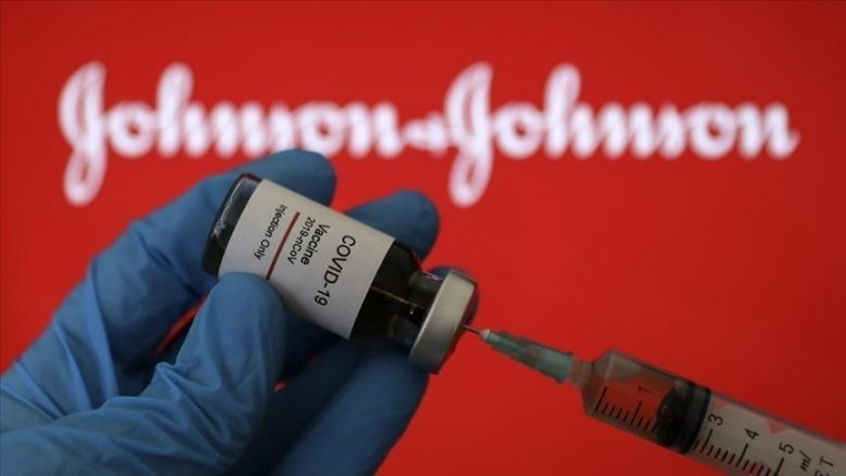 Johnson&Johnson pret që këtë vit të fitojë 2.5 miliardë dollarë nga shitjet e vaksinave