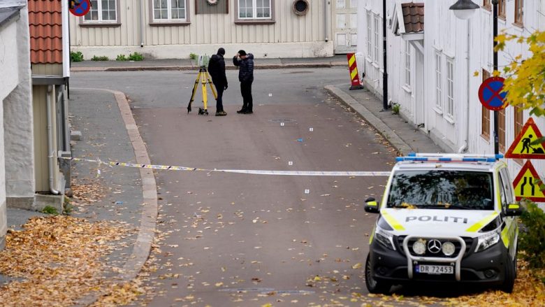 Policia po e trajton sulmin me hark dhe shigjetë në Norvegji si terrorizëm