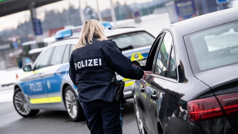 Policia austriake shpall gabimisht të vdekur binjakun tjetër: Zotëri, Rem është gjallë