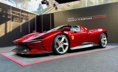 Ferrari shet të gjitha njësitë e Daytona SP3, për 599 veturat pronarët e tyre i kanë ndarë nga dy milionë euro