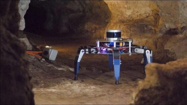 Studentët australianë prodhojnë merimangën-robot për hulumtimin e shpellave