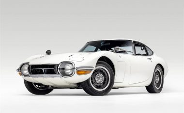 Pavarësisht që u prodhua në vitin 1965, Toyota Coupe 2000GT pritet të shitet për afro një milion dollarë