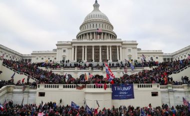 Refuzohet kërkesa e Trumpit për të bllokuar dokumentet për 6 janarin