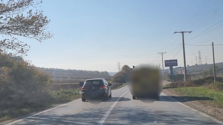 Bëri tejkalim në vijë të plotë, gjobitet qytetari nga Ferizaj