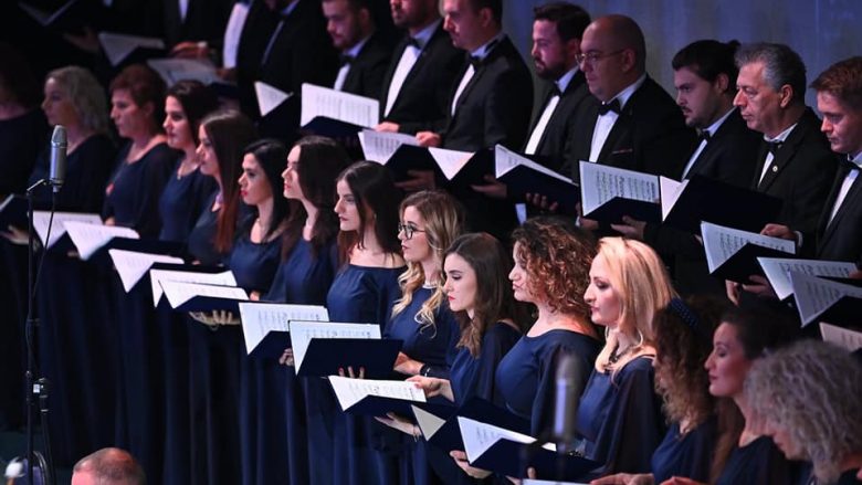 Mbahet koncerti inaugurues i Operës së Kosovës