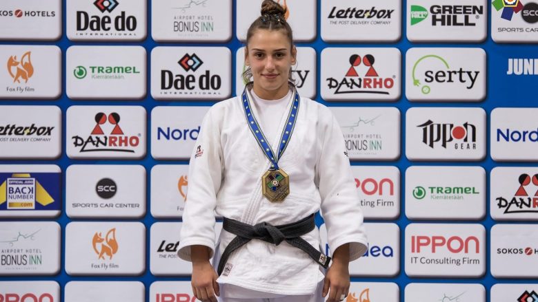 Flaka Loxha, medaliste e bronztë e Evropës për U-23