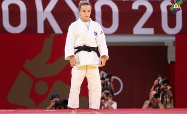 Distria Krasniqi rikthehet në tatami për herë të parë pas medaljes së artë olimpike