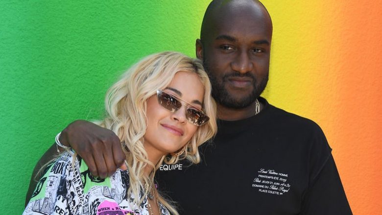 “Përgjithmonë në zemrat tona”, Rita Ora e pikëlluar nga vdekja e kreatorit Virgil Abloh