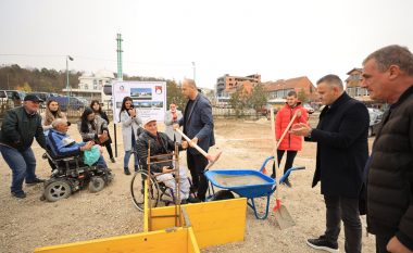 Në Skenderaj inaugurohet ndërtimi i objektit për personat me nevoja të veçanta